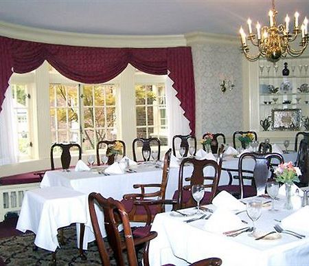 Montague Inn Saginaw Étterem fotó